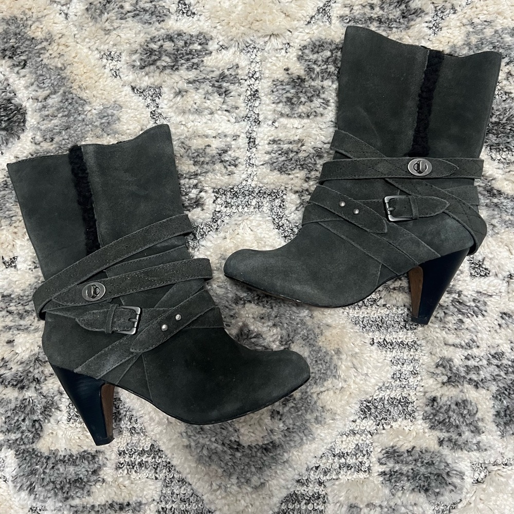 Fleece lined Nine West boot